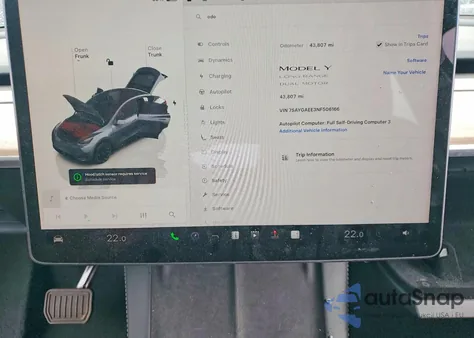 2022 Tesla Model Y z USA, uszkodzony, nr VIN 7SAYGAEE3NF506166
